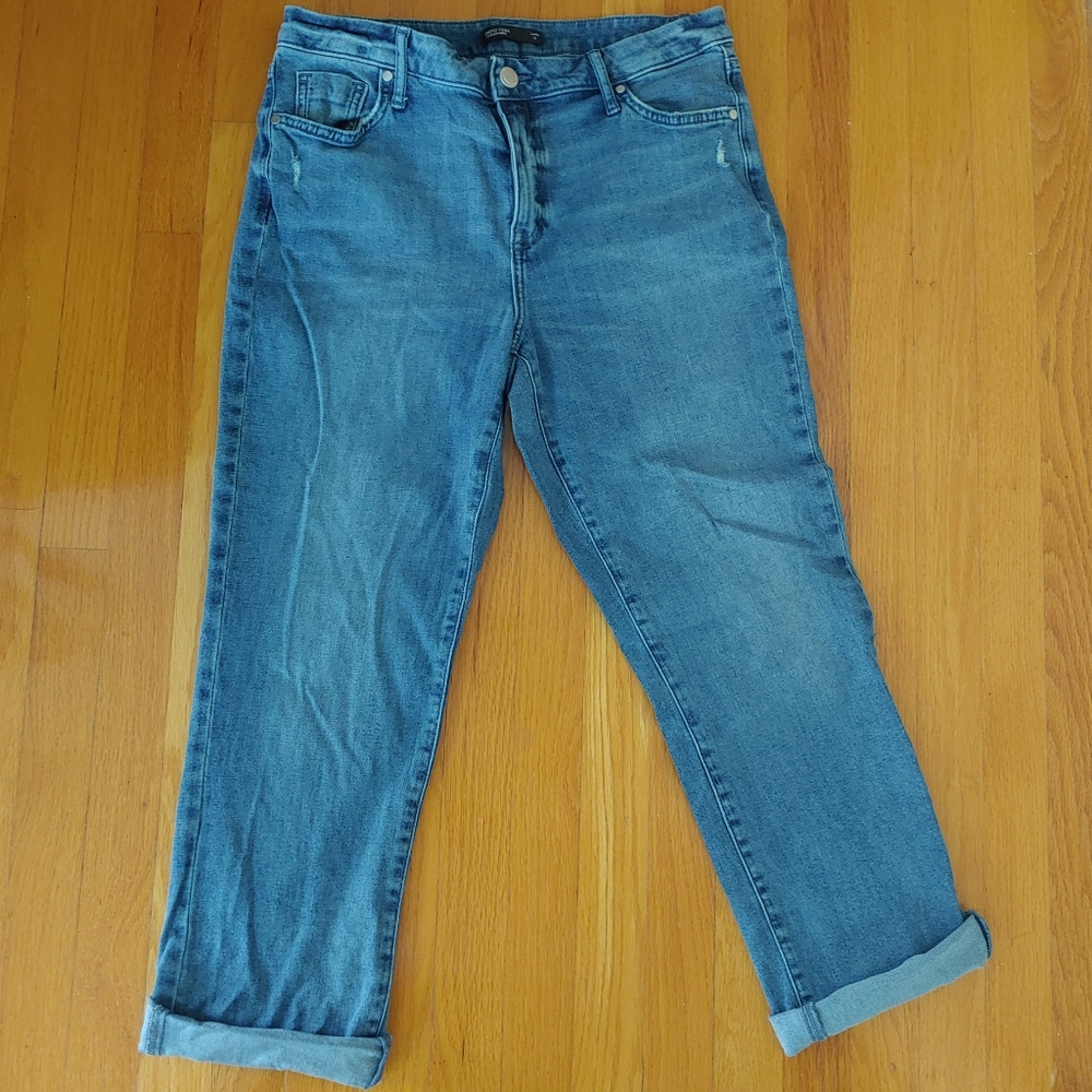 Simply Vera Wang Mid Rise Capri Jeans Size 12